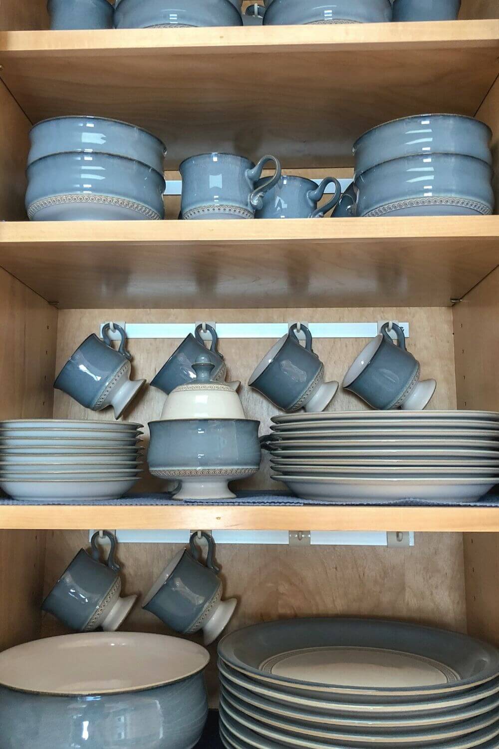 How To Organize Kitchen Cabinets in a Small Kitchen ️