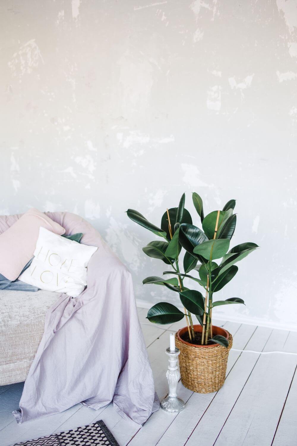 The 16 Best Small Living Room Decorating Ideas on a Budget