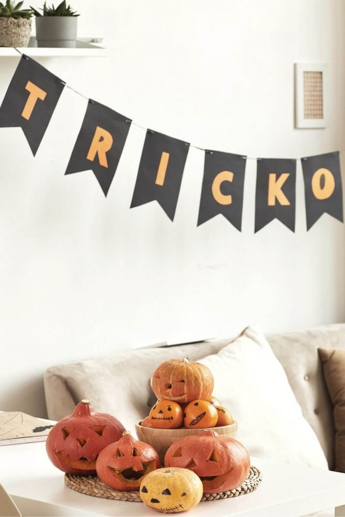 The 19 Best Apartment Halloween Decorations You Need To Recreate in 2022