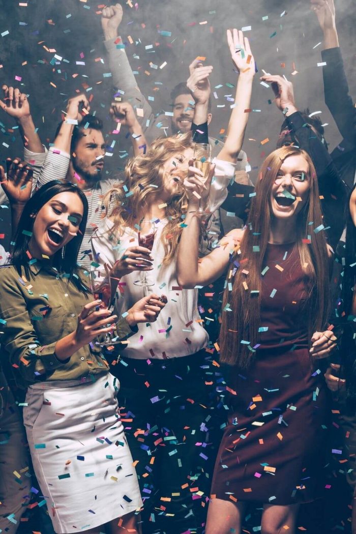 College Dorm Party: How To Throw An Insanely Fun Party Everyone Will Obsess Over
