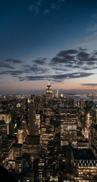 new york city skyline at night