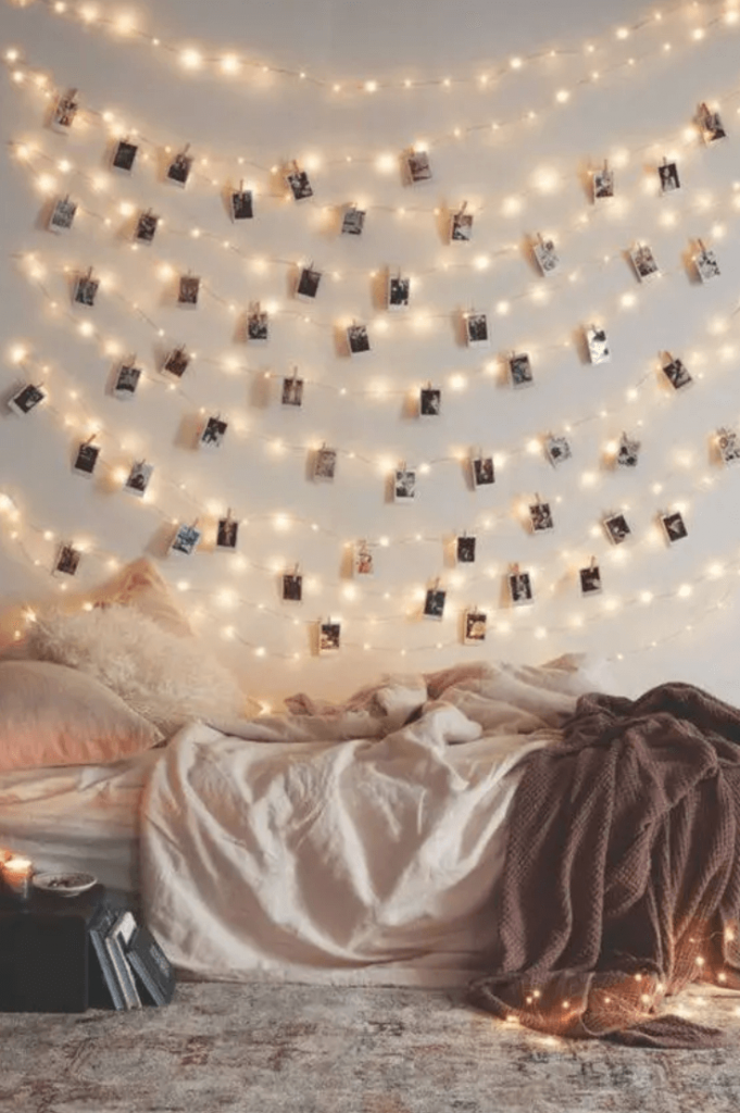 wall decor with string lights