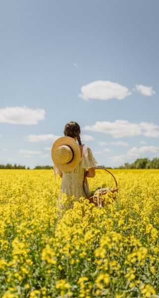 cottagecore aesthetic with girl and yellow flowers