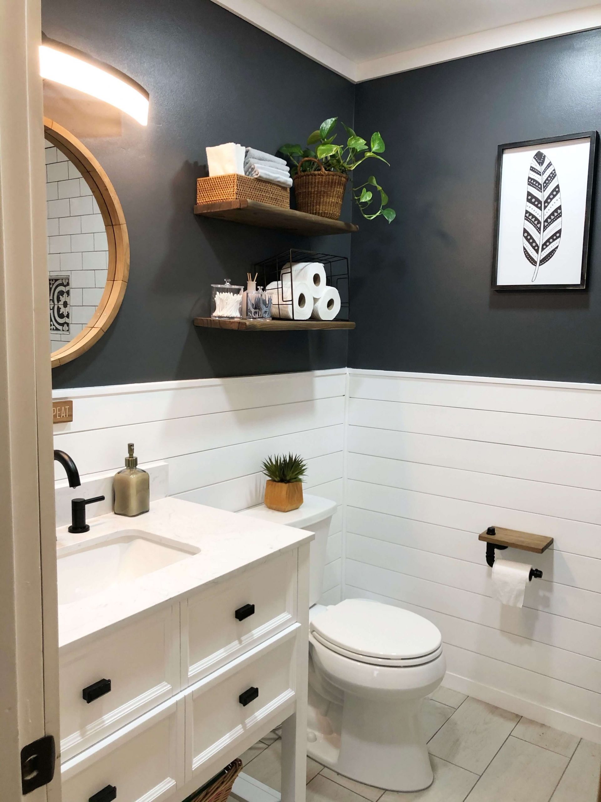 28 Small Apartment Bathroom Ideas To Revamp Your Bathroom On A Budget