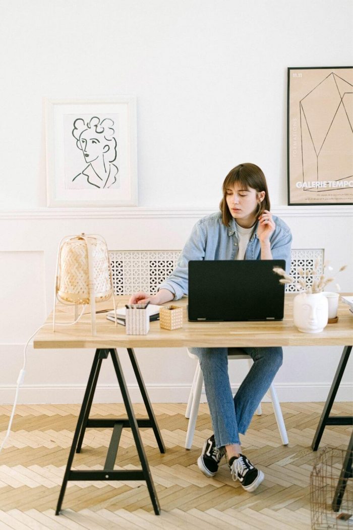 10 Work Office Decorating Ideas To Get You Motivated For Work