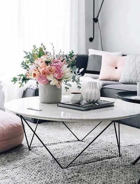 Coffee table decor accessories