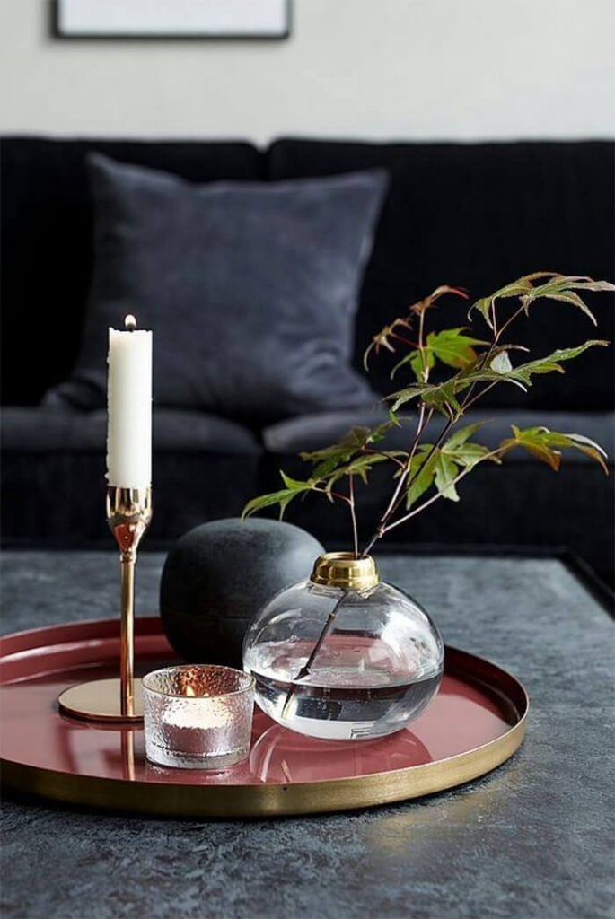 coffee table decorative accents