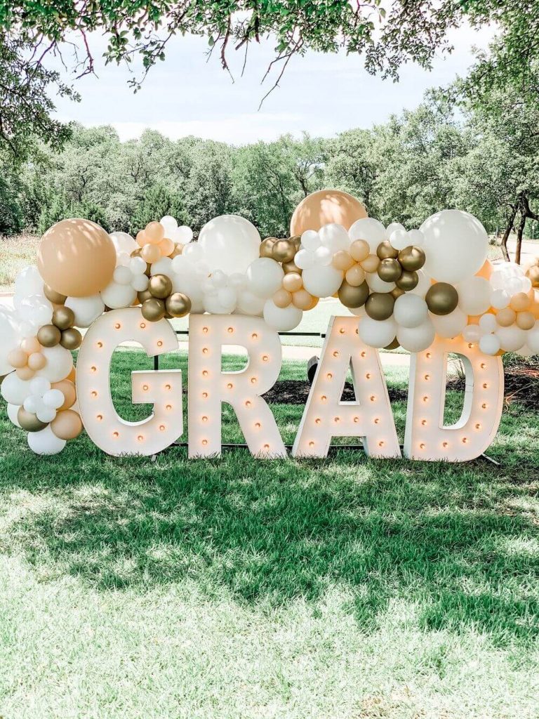 outdoor grad party ideas