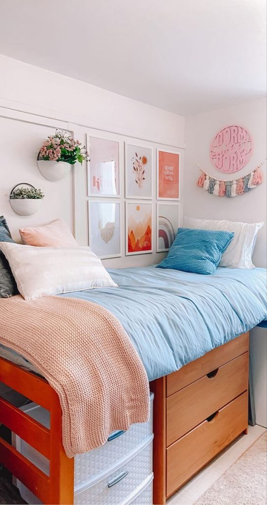 minimalist dorm decor ideas