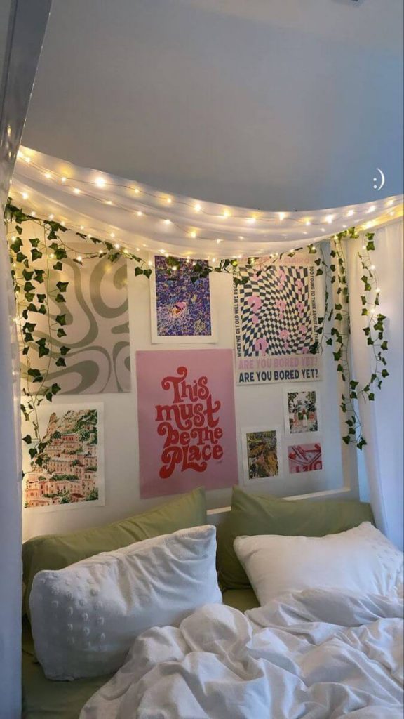 preppy minimalist room decor