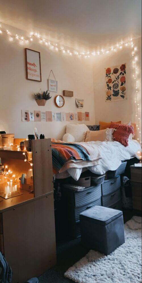 18 Cozy & Stylish Boho Dorm Room Ideas To Recreate In 2022 - MP