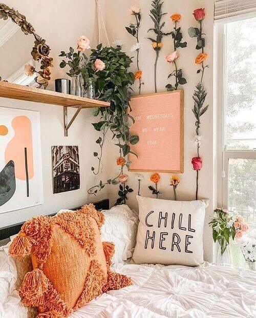 boho dorm room inspo