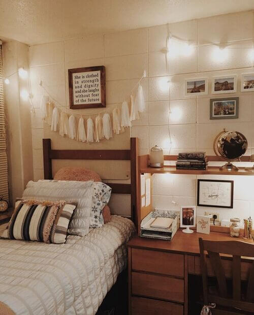 cozy boho dorm room