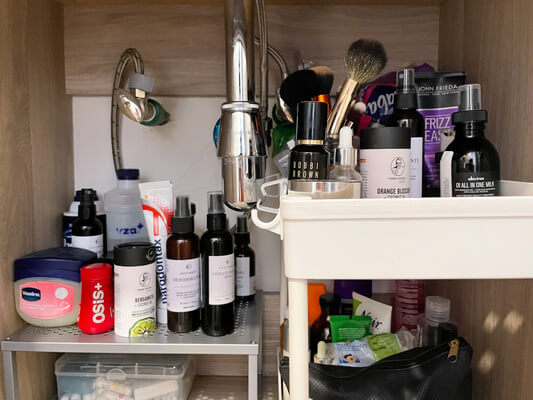 how to organize a bathroom cabinet with lots of stuff