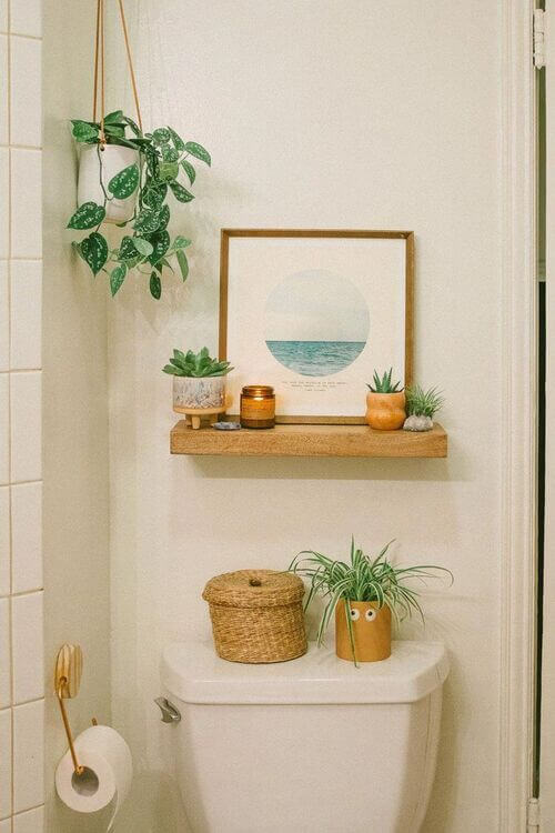 how to style bathroom shelves