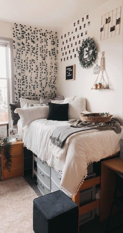 minimalist boho dorm room