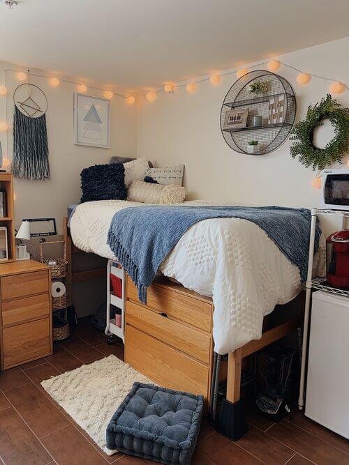 25 Cute Dorm Room Ideas For Girls In College (Best Inspo for 2024)