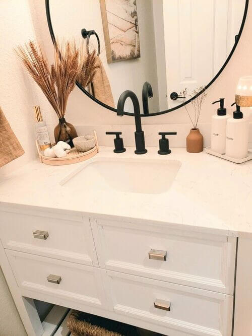 fall bathroom decor