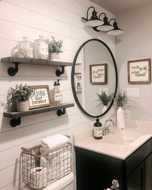 small bathroom counter decor ideas