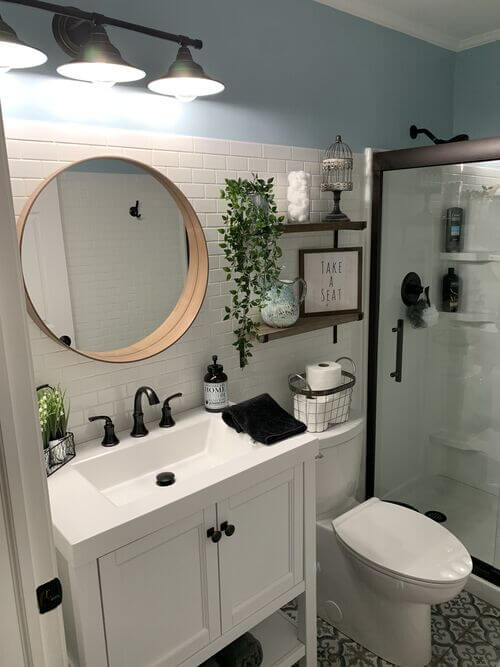 small bathroom organization