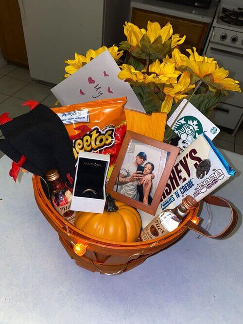 spooky basket ideas for him