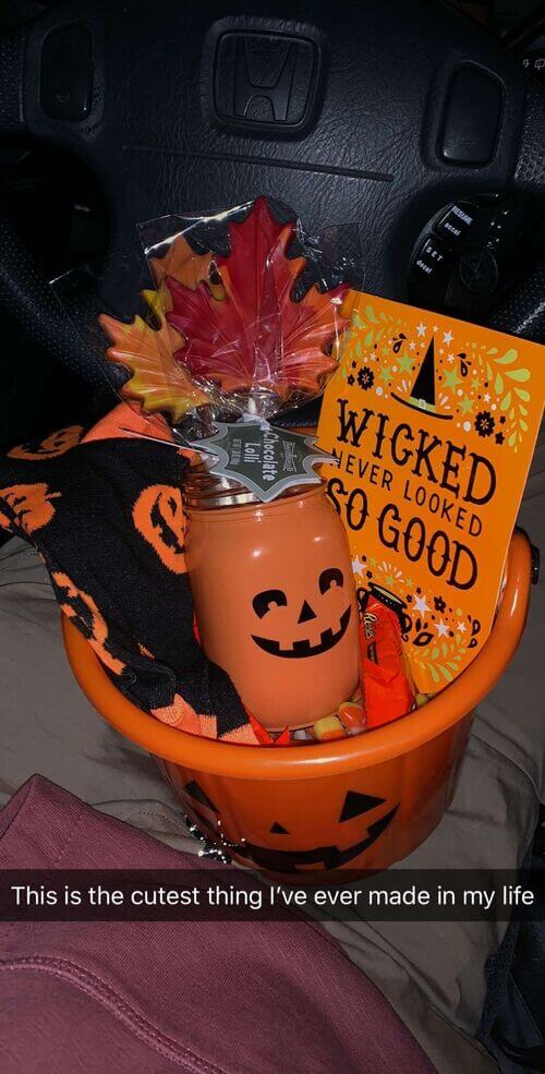 what to put in a spooky basket