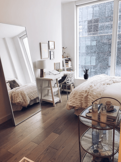 decorating ideas for a studio apartment