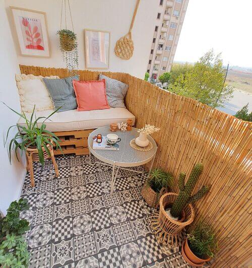 small apartment balcony privacy ideas