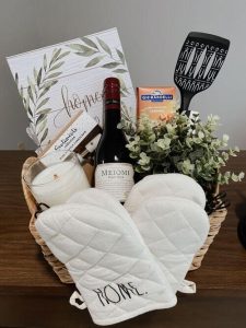 24 DIY Housewarming Basket Ideas Anyone Who Moved Into A New Home Will Love