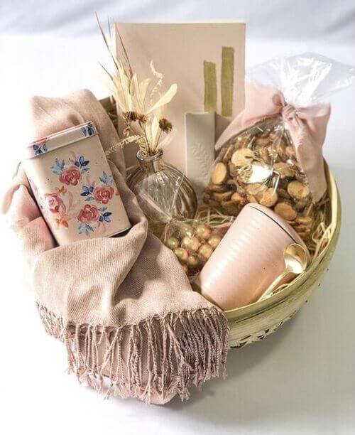 Mothers day gift hamper