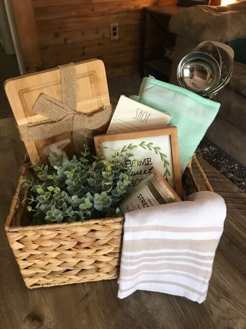 New home gift hamper