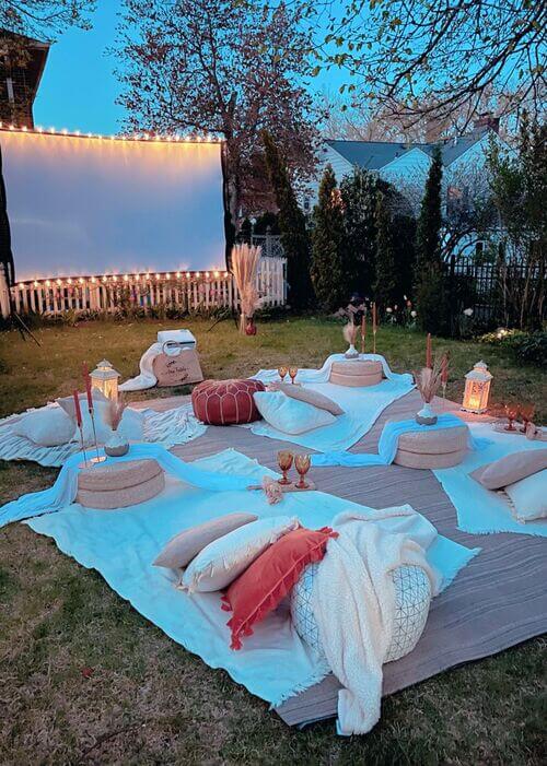 best graduation party themes movie night