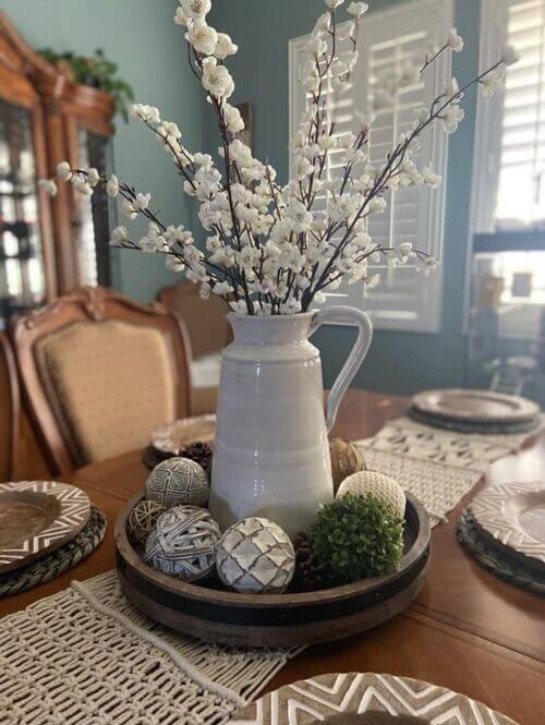 creative centerpiece for table