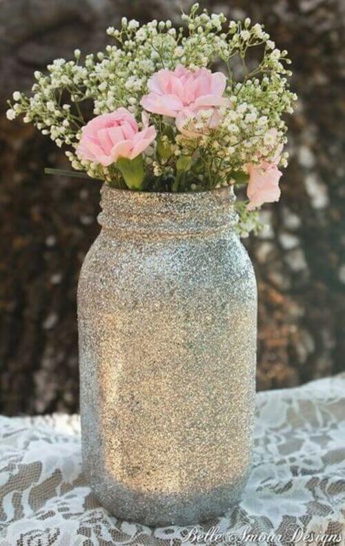 easy mason jar graduation centerpiece