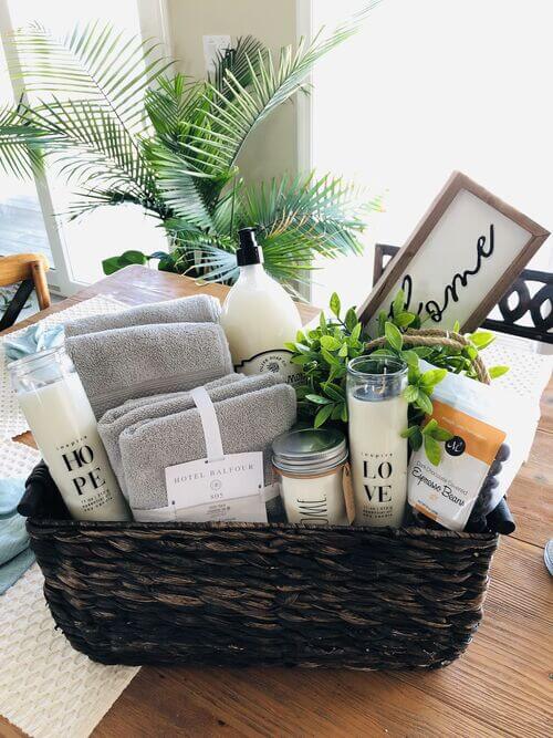 housewarming gift basket for family
