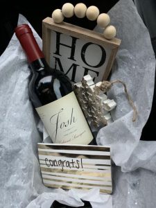 24 DIY Housewarming Basket Ideas Anyone Who Moved Into A New Home Will Love