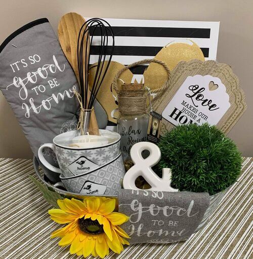 24 DIY Housewarming Basket Ideas Anyone Who Moved Into A New Home Will Love