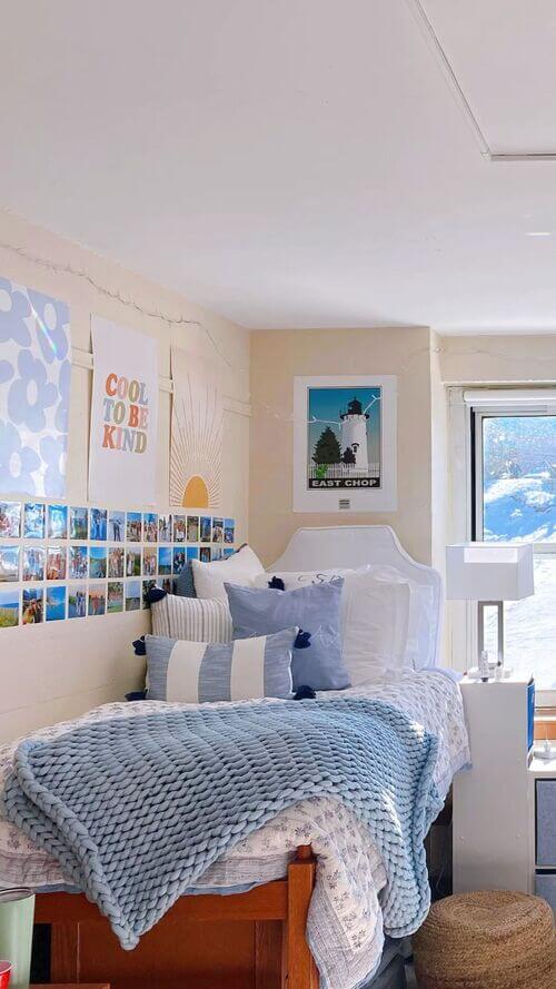 baby blue dorm room