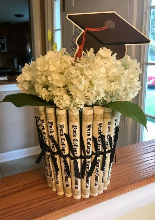 diy graduation centerpiece