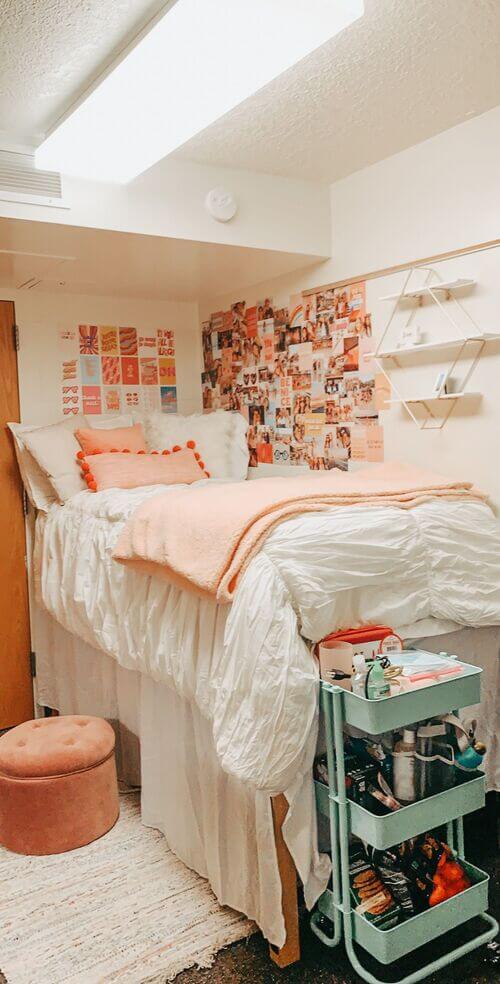 peachy pink dorm room