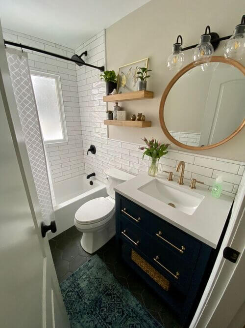 modern small bathroom