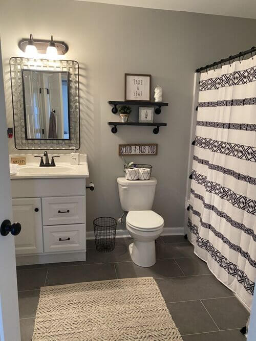 19 Easy Guest Bathroom Ideas That Revamp The Entire Space