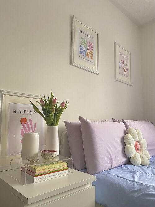 bedside table decor ideas