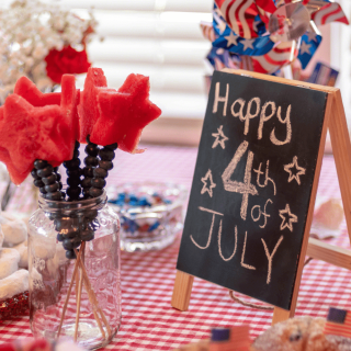 19 Easy & Fun 4th of July Decor Ideas To DIY This Year