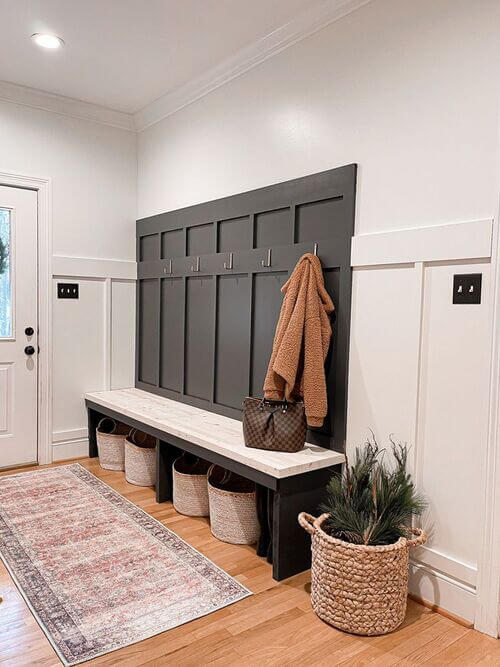 diy mudroom contrast wall