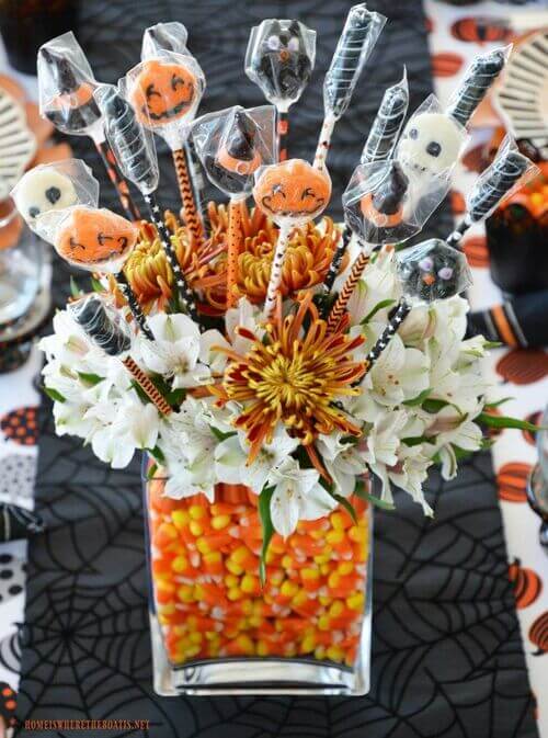 cute centerpiece halloween with candy