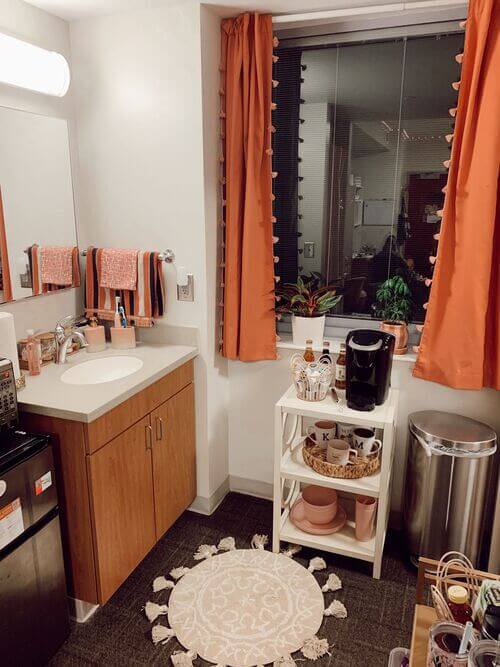 dorm bathroom ideas