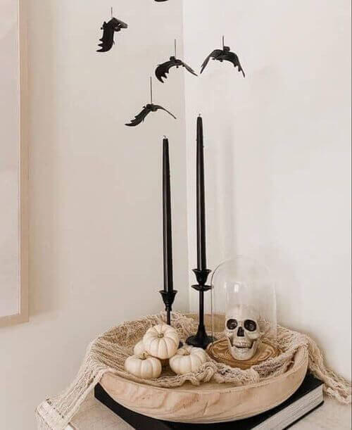 minimalist halloween centerpiece diy