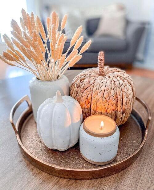 simple fall centerpieces for round tables