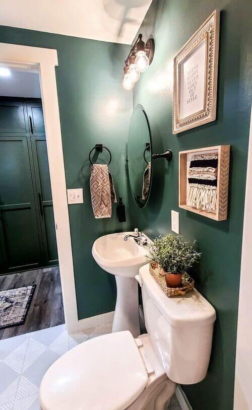 green bathroom walls ideas